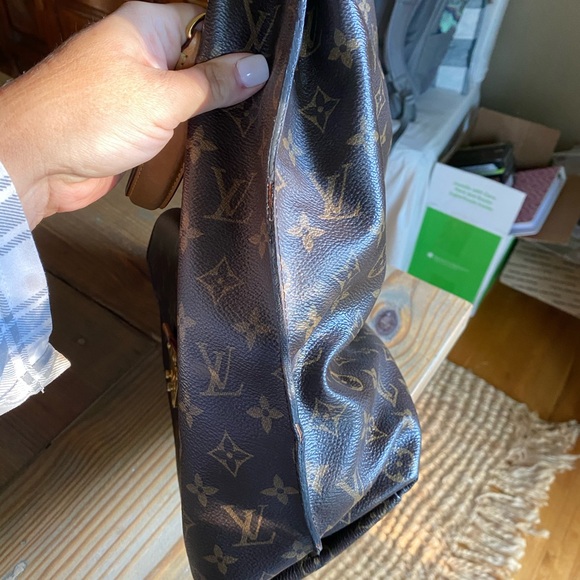 Louis Vuitton Métis Hobo - good condition, Comes with shoulder strap. - Picture 9 of 10